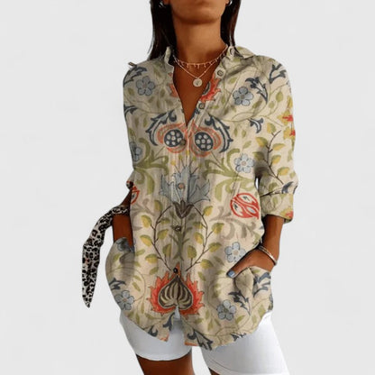 Kassandra | Elegante Blumenbluse