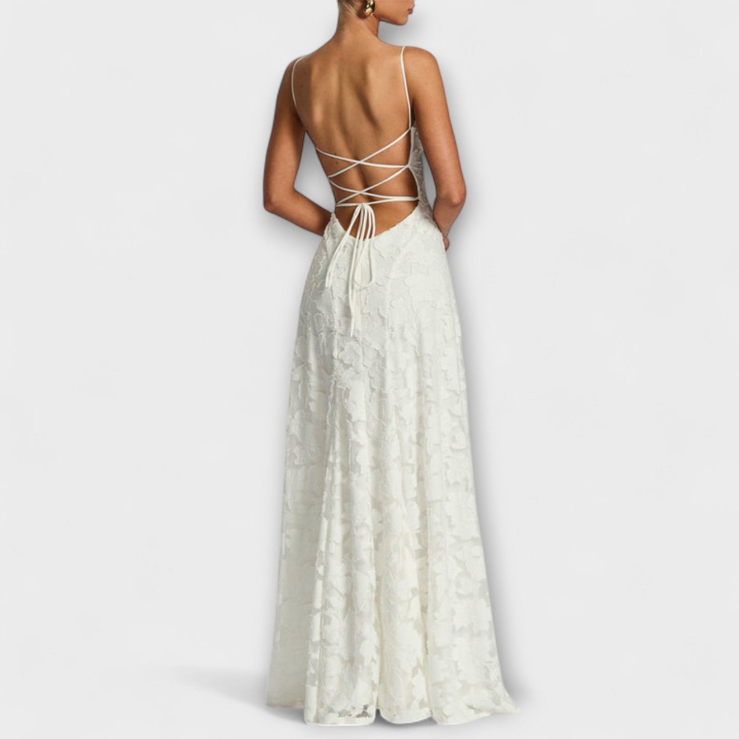 Kairi - Weisses Floral-Spitzen-Maxikleid