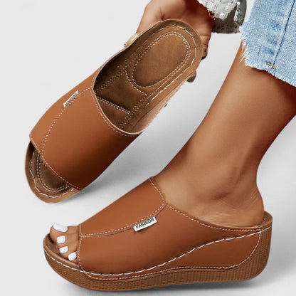 Zora | Orthopädische Sandalen