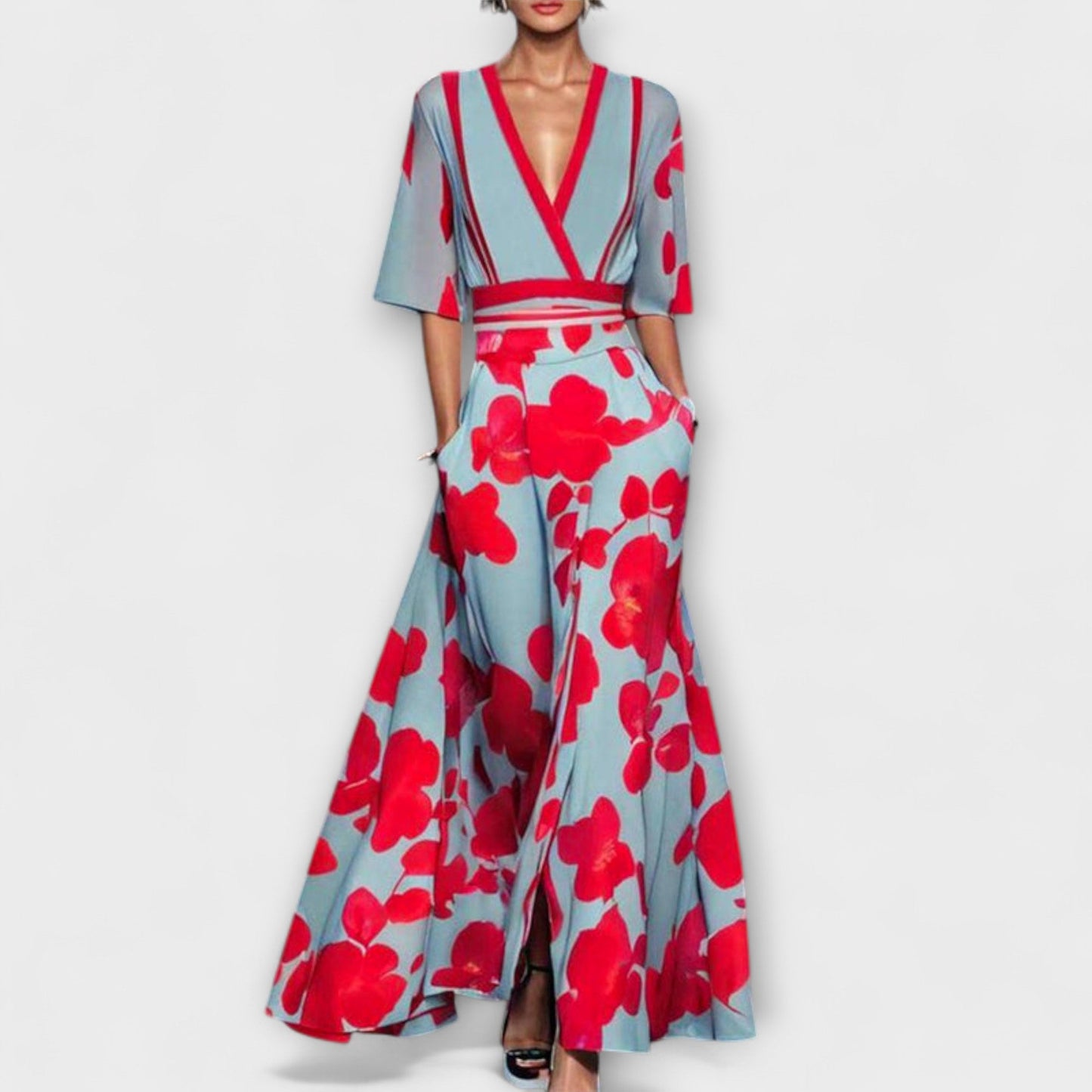 Alea | Buntes Kleid mit Rosenmuster und V-Ausschnitt