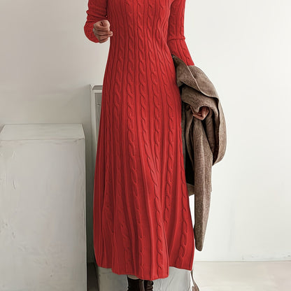 Carmen | Bequemes Zopfstrick-Maxikleid