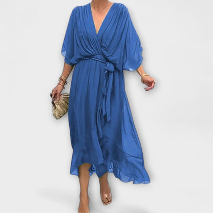 Amoura | Olivgrünes Chiffonkleid mit V-Ausschnitt