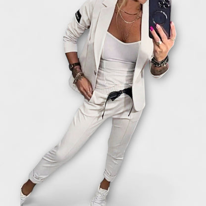 Nadescha | Elegantes Set aus Oberteil, Jacke und Hose