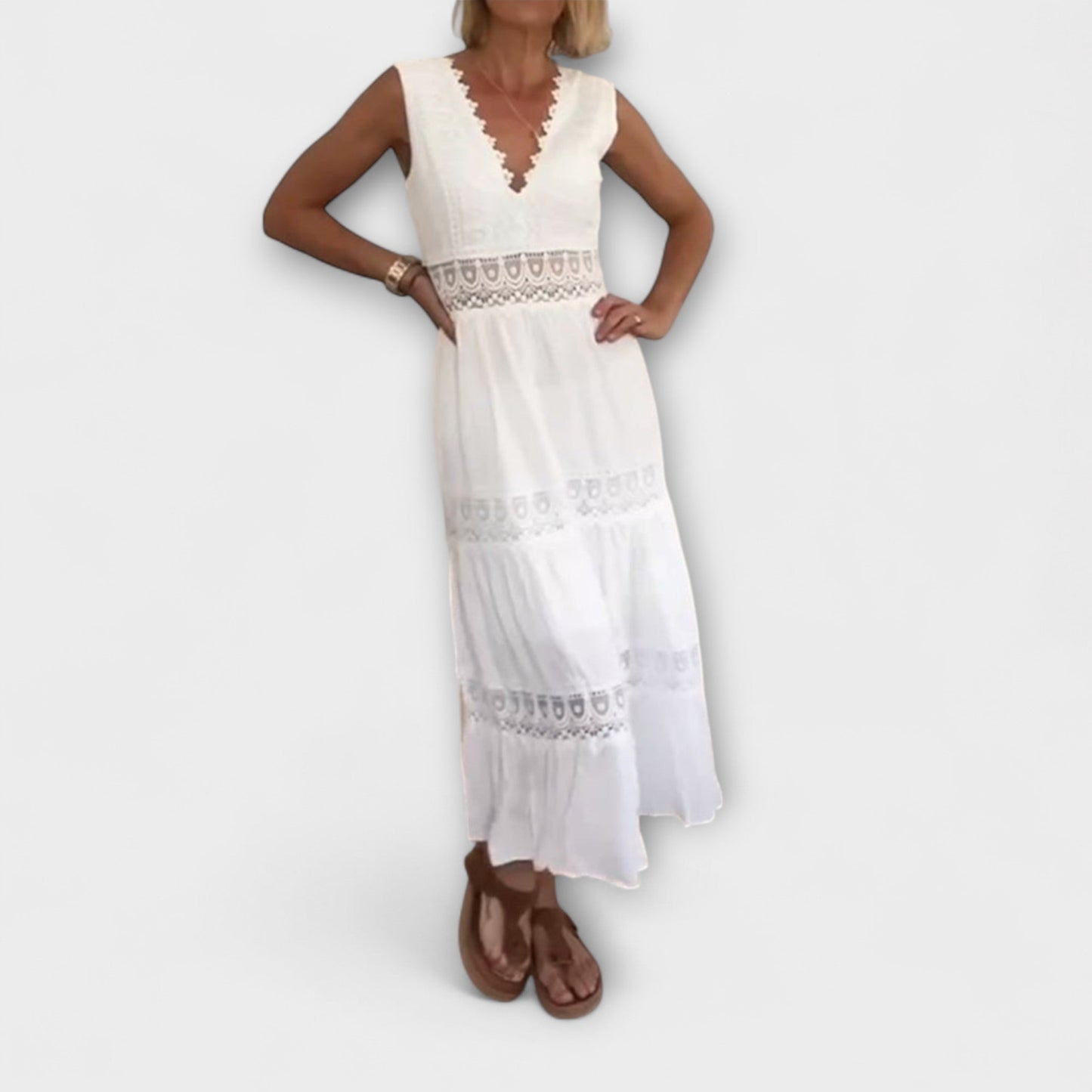 Aurélie | Weisses Spitzenkleid mit V-Ausschnitt