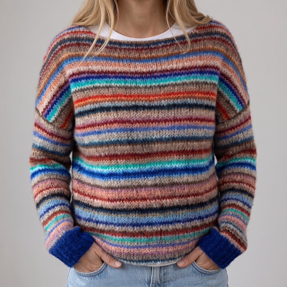 Essi | Bunter Retro-Pullover mit Streifenmuster