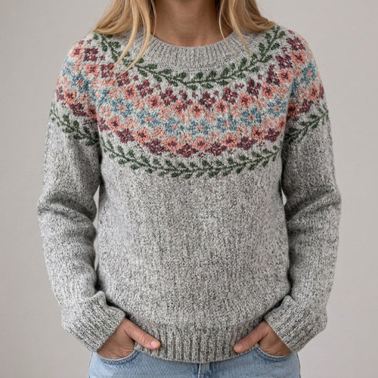 Das Inga | Grauer Retro-Pullover mit floralem Muster