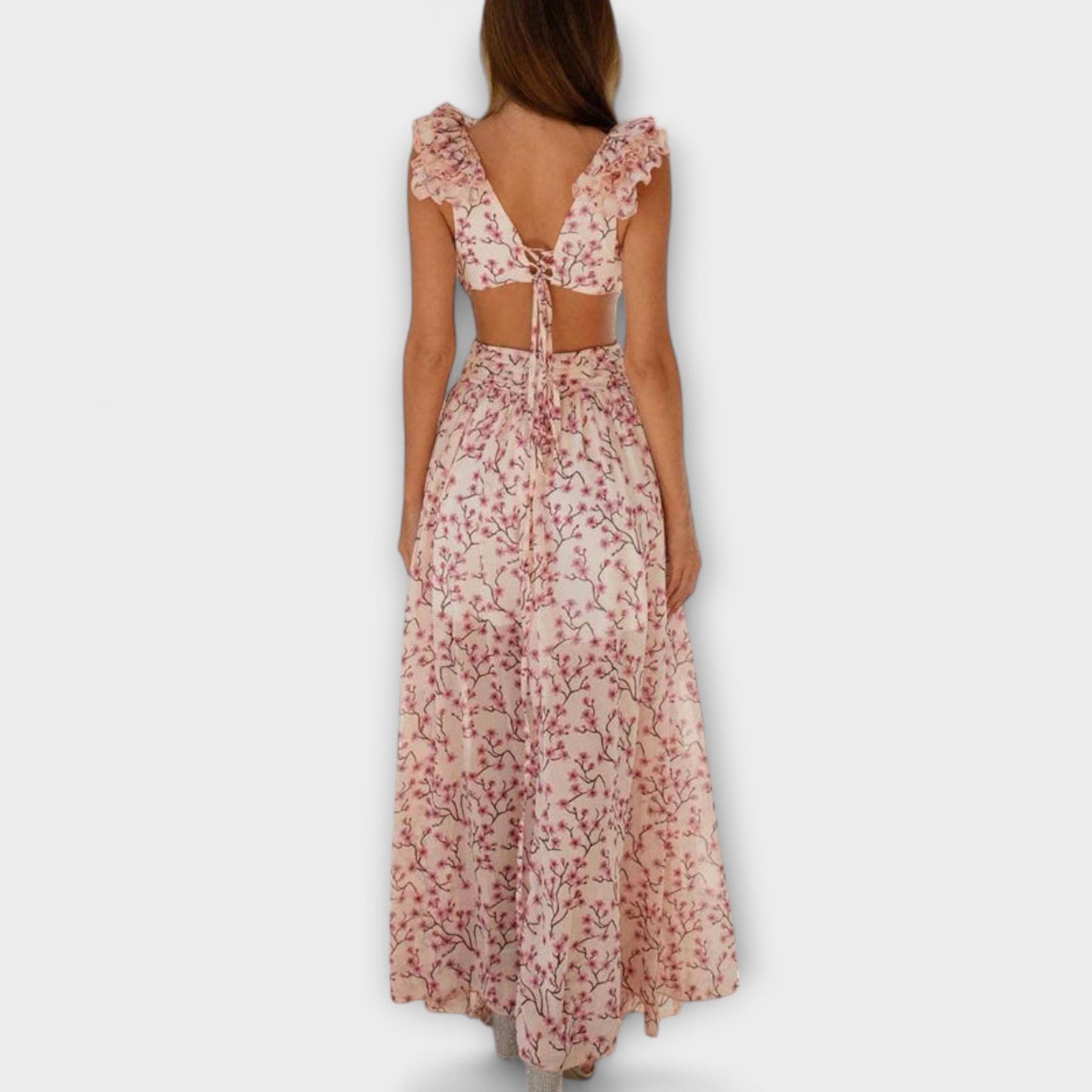 Elin - Rosa Maxikleid mit Rüschen und Cut-Outs
