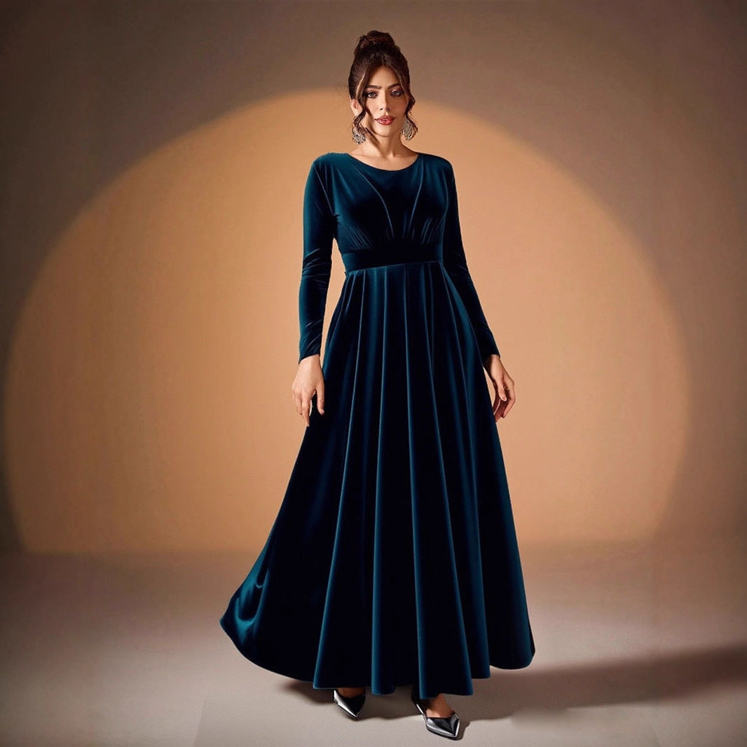 Madlaina | Samt-Maxikleid mit langen Ärmeln