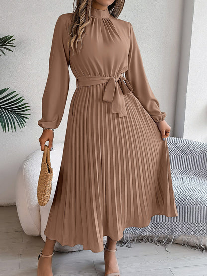 Cristina | Plissiertes Maxikleid mit Gürtel