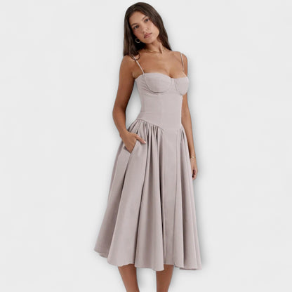Rosalie - Salbeigrünes ärmelloses Korsettkleid