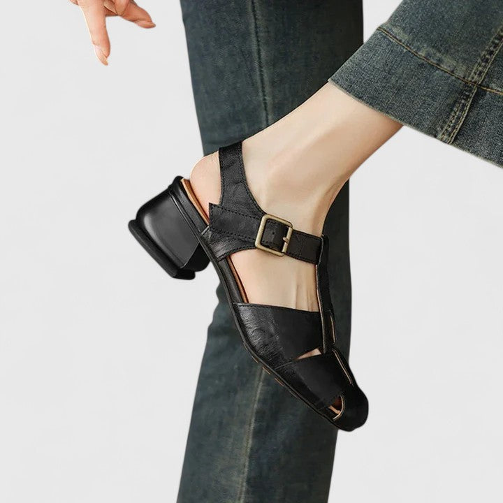 Pia | Elegante Sandalen