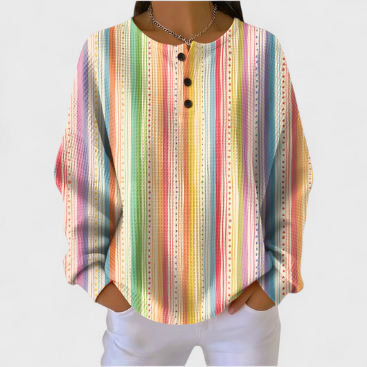 Sara - Pullover mit buntem Streifenmuster und Knopfleiste