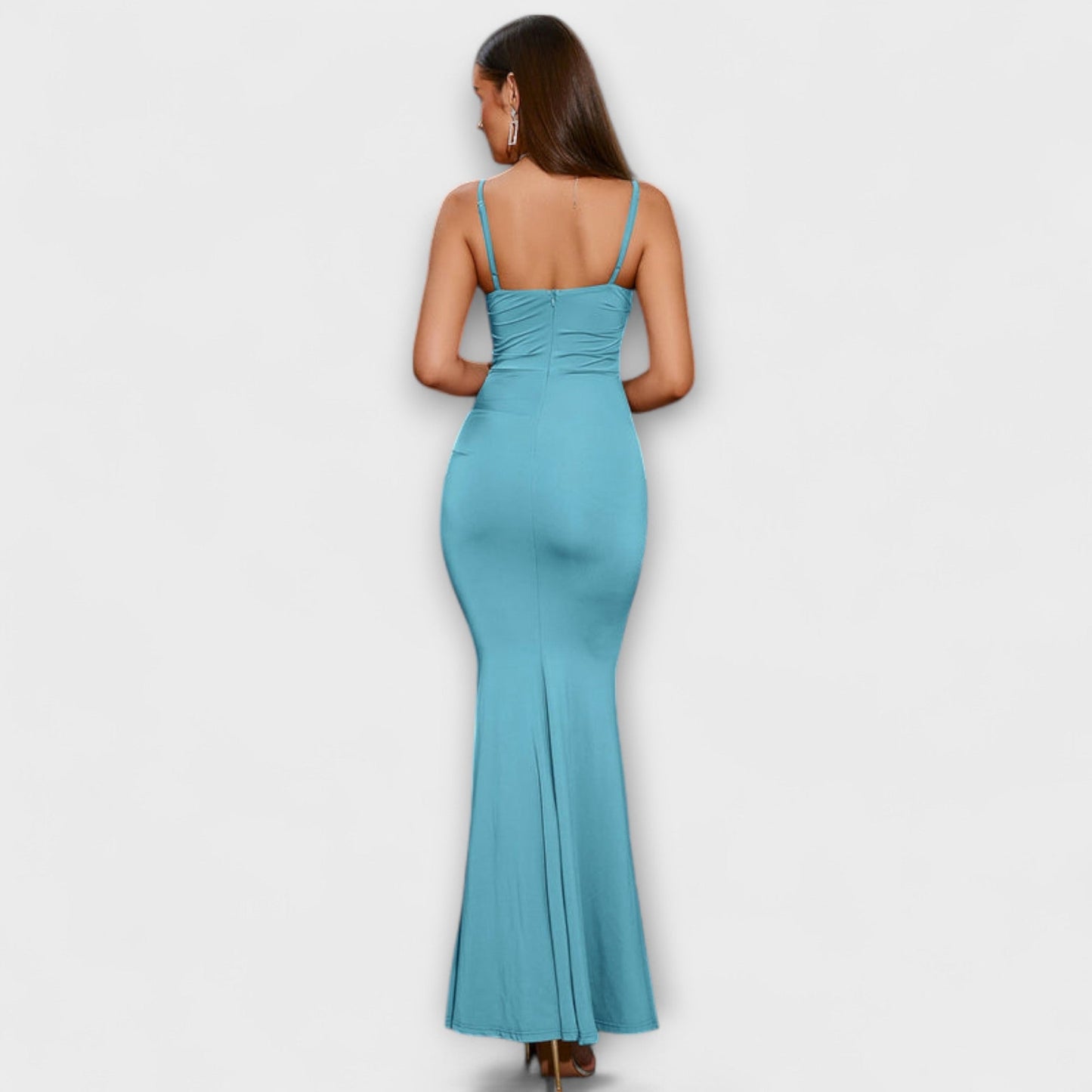 Callie - Beiges elegantes Rüschenkleid