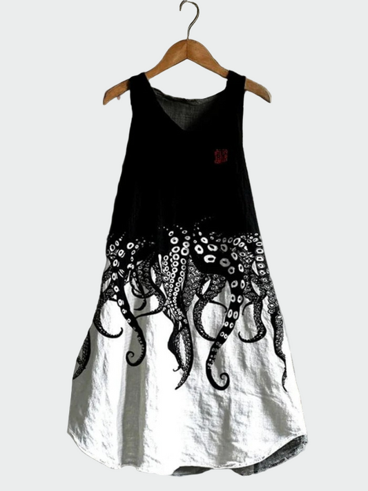 Schwarz-weisses Kleid mit Krakenmotiv