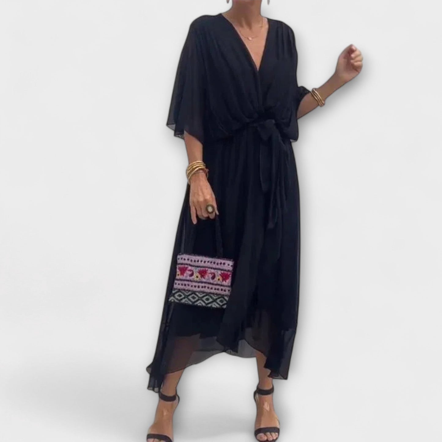 Amoura | Olivgrünes Chiffonkleid mit V-Ausschnitt