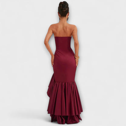 Zuri - Rosa Off-Shoulder-Maxikleid mit Rüschen
