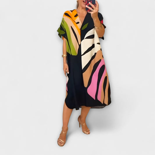 Roos - Lässiges Kleid mit buntem Blätterdruck