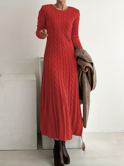 Carmen | Bequemes Zopfstrick-Maxikleid