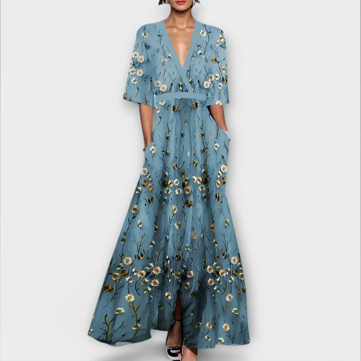 Jana - Hellblaues Maxikleid mit Blütenmuster