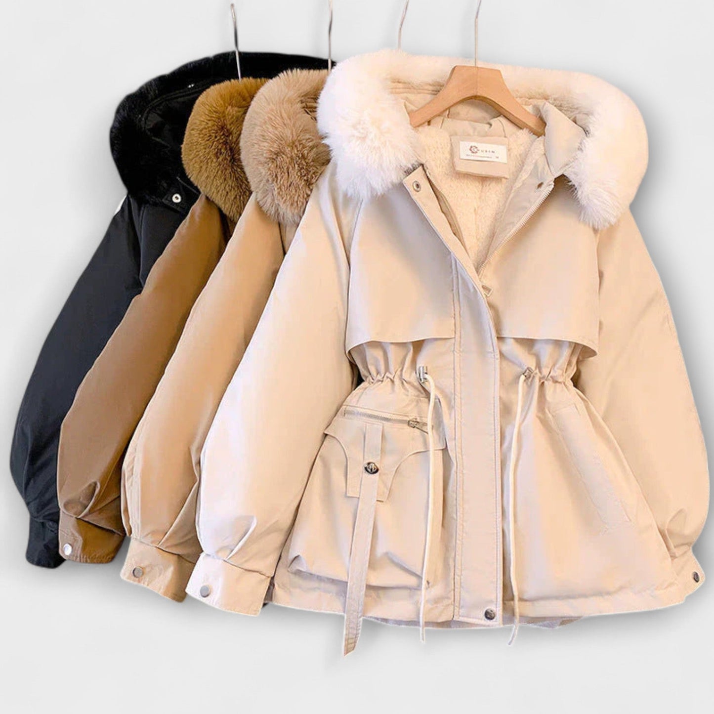 Bela | Beige elegante Winterjacke mit Pelzkragen