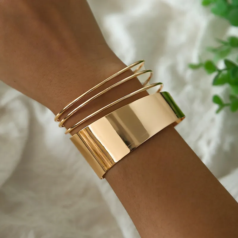 Neva | Elegantes Perlenarmband