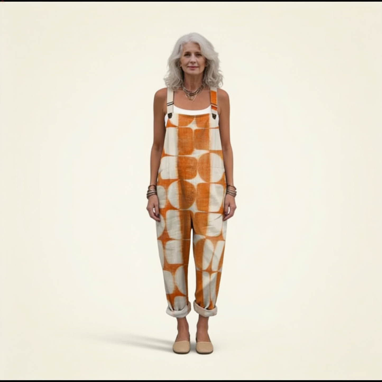 Placida | Latzhose mit Retro-Sonnenmuster