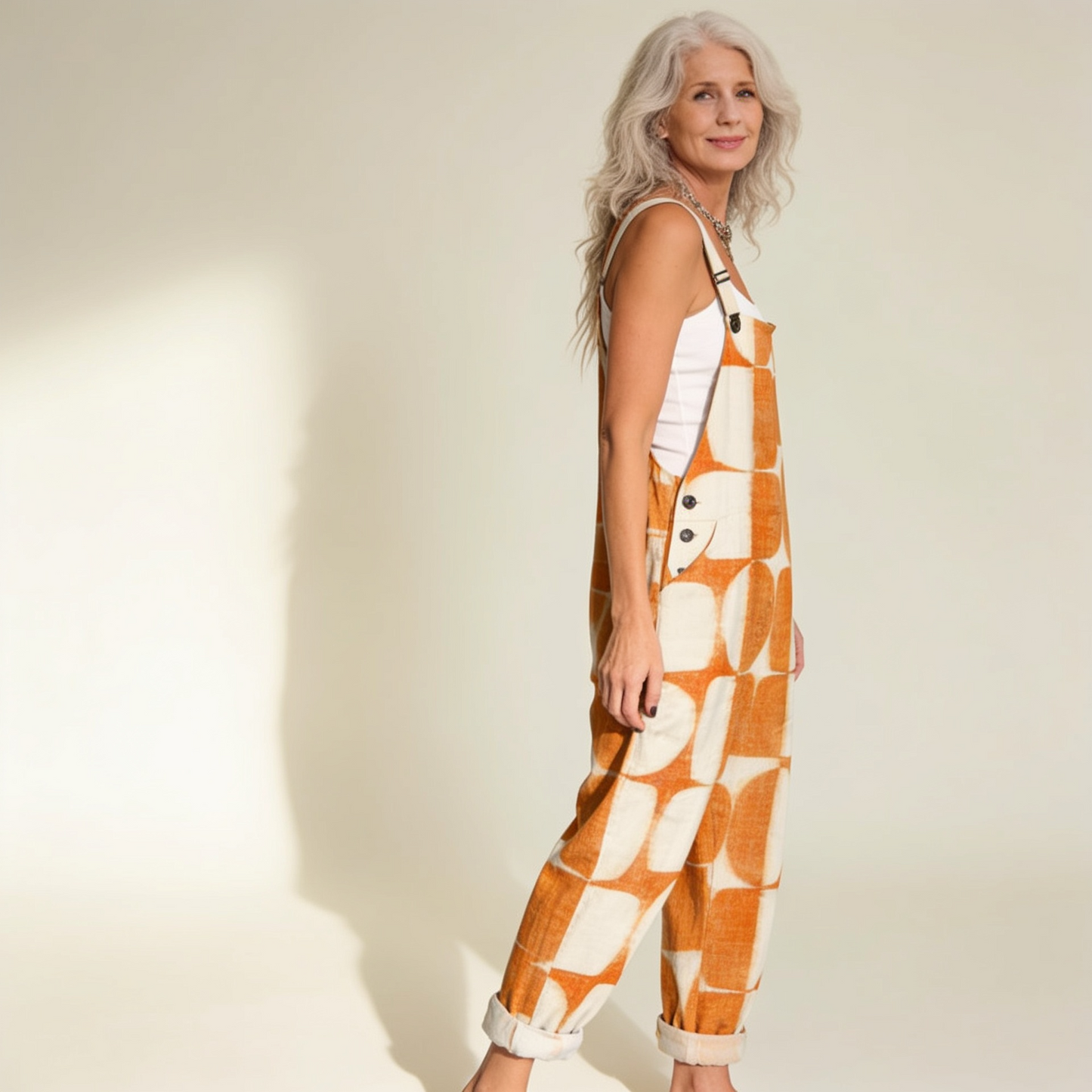 Placida | Latzhose mit Retro-Sonnenmuster