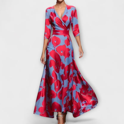 Alma | Weiss-blaues Kleid mit Blütenmuster