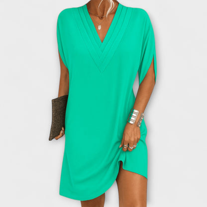 Adeline | Olivgrünes Sommerkleid mit V-Ausschnitt