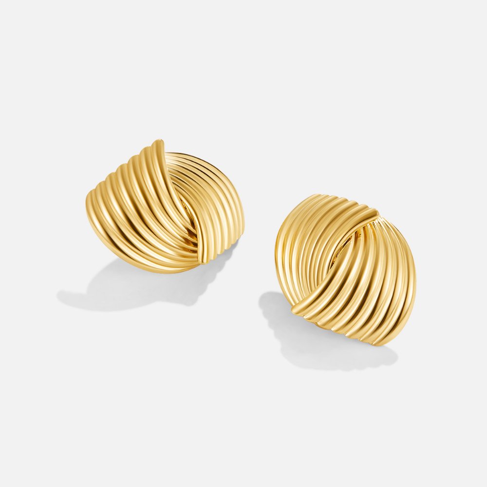 Silja | Elegante goldene Ohrringe